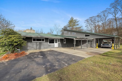 518 Sandow Rd, Midland, MI 48640 - photo 2