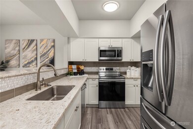 18930 Bothell Everett Hwy unit G205, Bothell, WA 98012 - photo 7