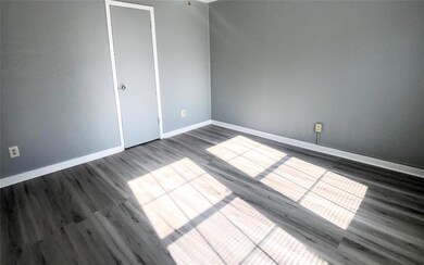 908 W Ball St, Weatherford, TX 76086 - photo 7