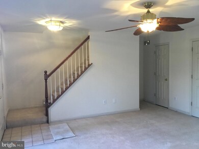 107 Manchester Ct, Harleysville, PA 19438 - photo 5