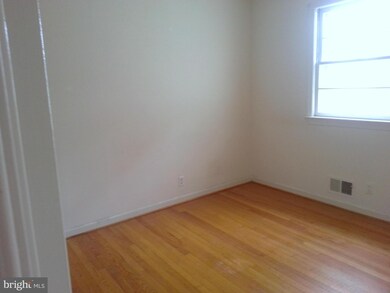 2227 Forest Glen Rd, Silver Spring, MD 20910 - photo 7