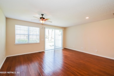 3735 Creswick Cir unit G, Orange Park, FL 32065 - photo 3