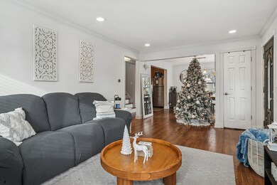 102 S Ashland Ave, Palatine, IL 60074 - photo 5