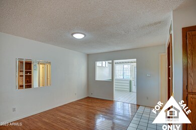 Living Room 4