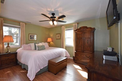 006_Master Bedroom