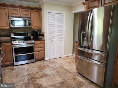 2512 Tabor Ct, Woodbridge, VA 22191 - photo 4