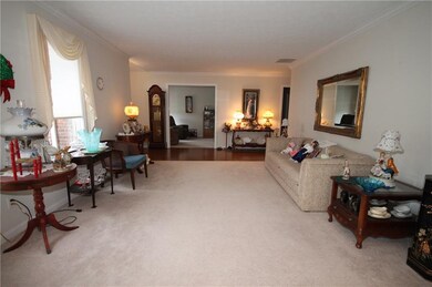 3182 Potomac Ct, Columbus, IN 47203 - photo 5