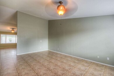 Living Room (3)
