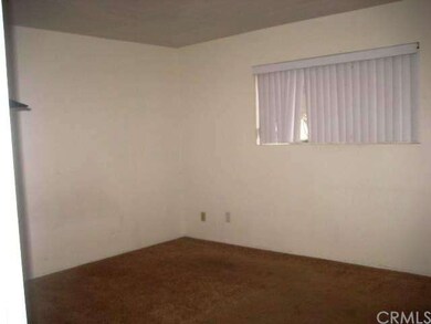 16532 E St, Victorville, CA 92395 - photo 2