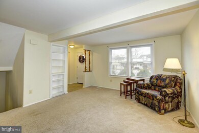 12359 Bonfire Dr, Reisterstown, MD 21136 - photo 4