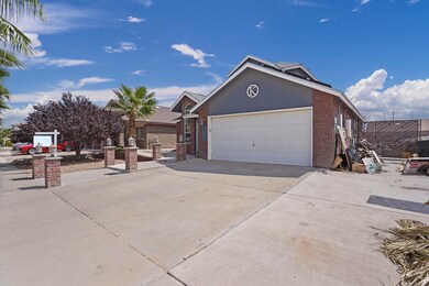 13720 Paseo Del Mar Dr, El Paso, TX 79928 - photo 2