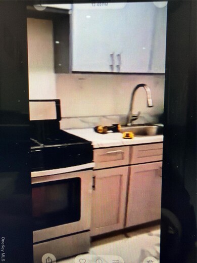 605 Hegeman Ave unit 1R, Brooklyn, NY 11207 - photo 2