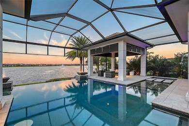 Infinity edge pool, cabana