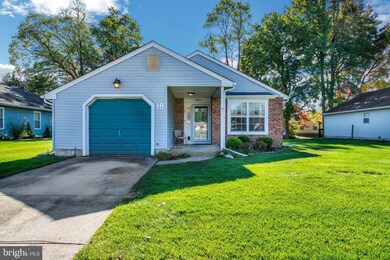 18 Lakebridge Dr, Woodbury, NJ 08096 - photo 2