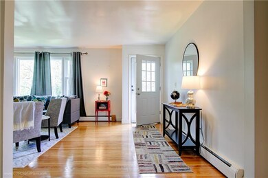17 Concord Drive Middletown,RI 02842