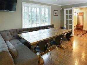 Seating area in the Kitchen