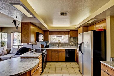 5747 W Del Rio St, Chandler, AZ 85226 - photo 7