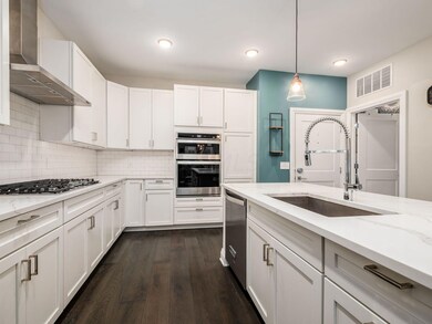 751 N 6th St, 207, Columbus, 43215
