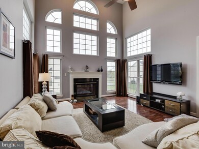 25768 Longforest Dr, Chantilly, VA 20152 - photo 7