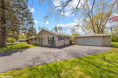 18050 Michael Ave, Country Club Hills, IL 60478 - photo 3