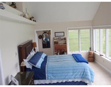 36 Cove St unit Winter, Mattapoisett, MA 02739 - photo 4