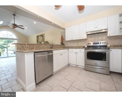 752 W Brookhaven Rd, Wallingford, PA 19086 - photo 3