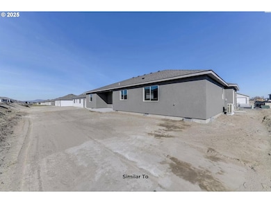 153 Eagle Dr SW, Boardman, OR 97818 - photo 2