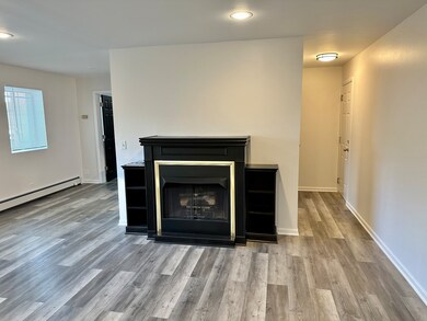 Sheridan Balmoral Apartments unit 202, Chicago, IL 60640 - photo 2