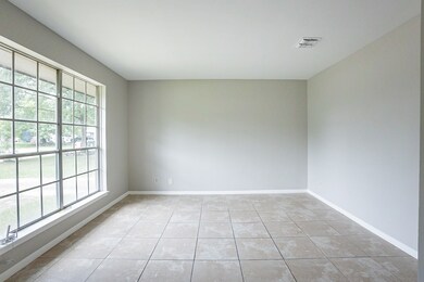 1618 Rainy River Dr unit 770, Houston, TX 77088 - photo 5