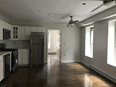 180 Endicott St unit 4, Boston, MA 02113 - photo 6