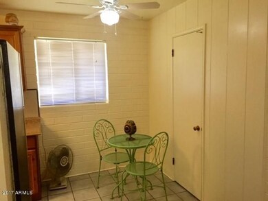 9014 Dining