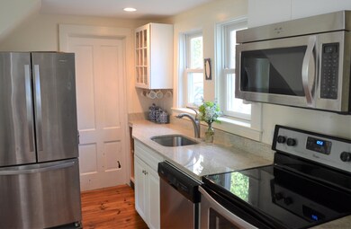 306 Main St, Vineyard Haven, MA 02568 - photo 3