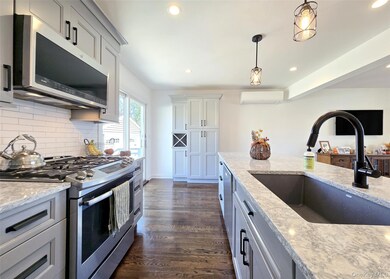 3067 Xavier Ct, Oceanside, NY 11572 - photo 6