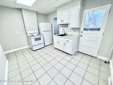 804 Ash St unit 806, Scranton, PA 18510 - photo 3