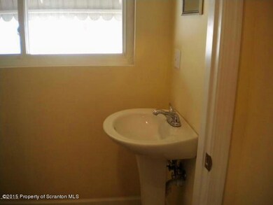 1605 Lafayette St, Scranton, PA 18504 - photo 5