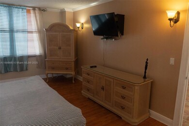 Sea Air Towers unit 1021, Hollywood, FL 33019 - photo 6