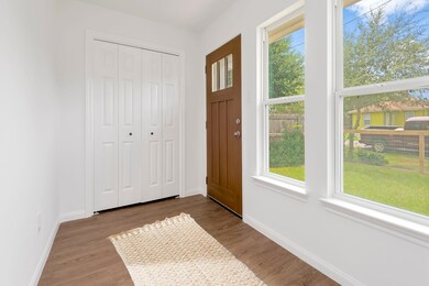 3937 King St, Houston, TX 77026 - photo 3