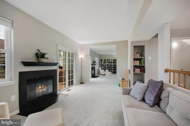 15611 Ambiance Dr, North Potomac, MD 20878 - photo 4