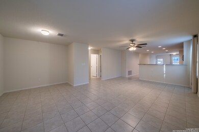 10155 Round Ridge, San Antonio, TX 78254 - photo 5