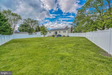 2411 Chetwood Cir, Lutherville Timonium, MD 21093 - photo 5