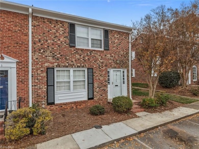 2405 Patriot Way unit F, Greensboro, NC 27408 - photo 5