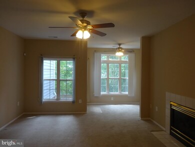 8817 Groffs Mill Dr, Owings Mills, MD 21117 - photo 4