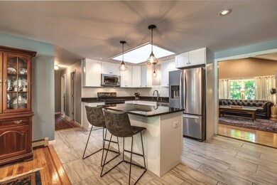 16 Briar Cliff Dr, Milford, NH 03055 - photo 3