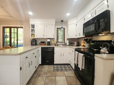 160 Carter Hill Rd, Concord, NH 03303 - photo 4