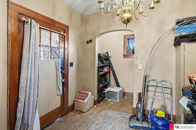 1618 N 28th St, Lincoln, NE 68503 - photo 3