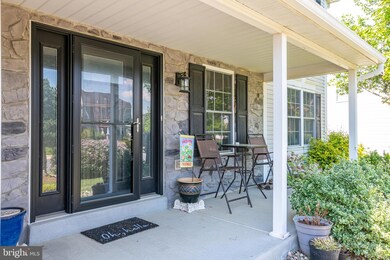 3405 Mohawk Dr, Reading, PA 19608 - photo 3