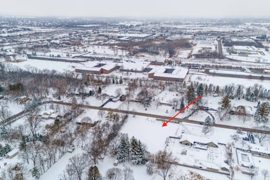 16655 W Applewood Ct, Gurnee, IL 60031 - photo 5