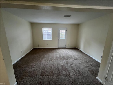 934 Maryland Ave, Virginia Beach, VA 23451 - photo 5