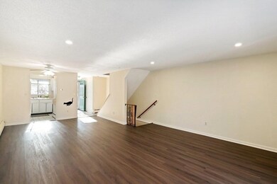 36 Walcott Valley Dr, Hopkinton, MA 01748 - photo 5