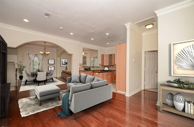 513 Vincent St, Houston, TX 77009 - photo 4